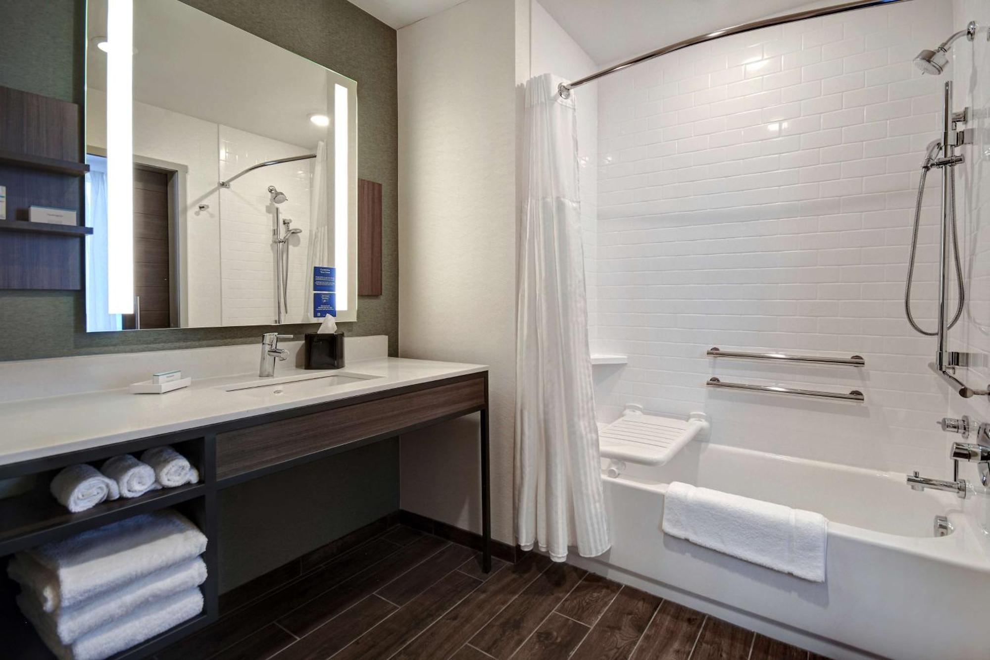 Hilton Garden Inn Kalamazoo Downtown Extérieur photo