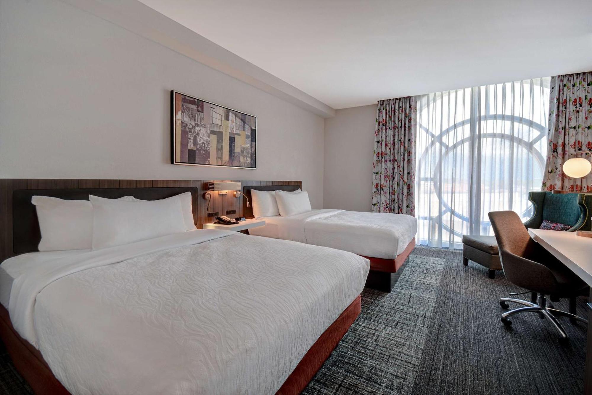Hilton Garden Inn Kalamazoo Downtown Extérieur photo