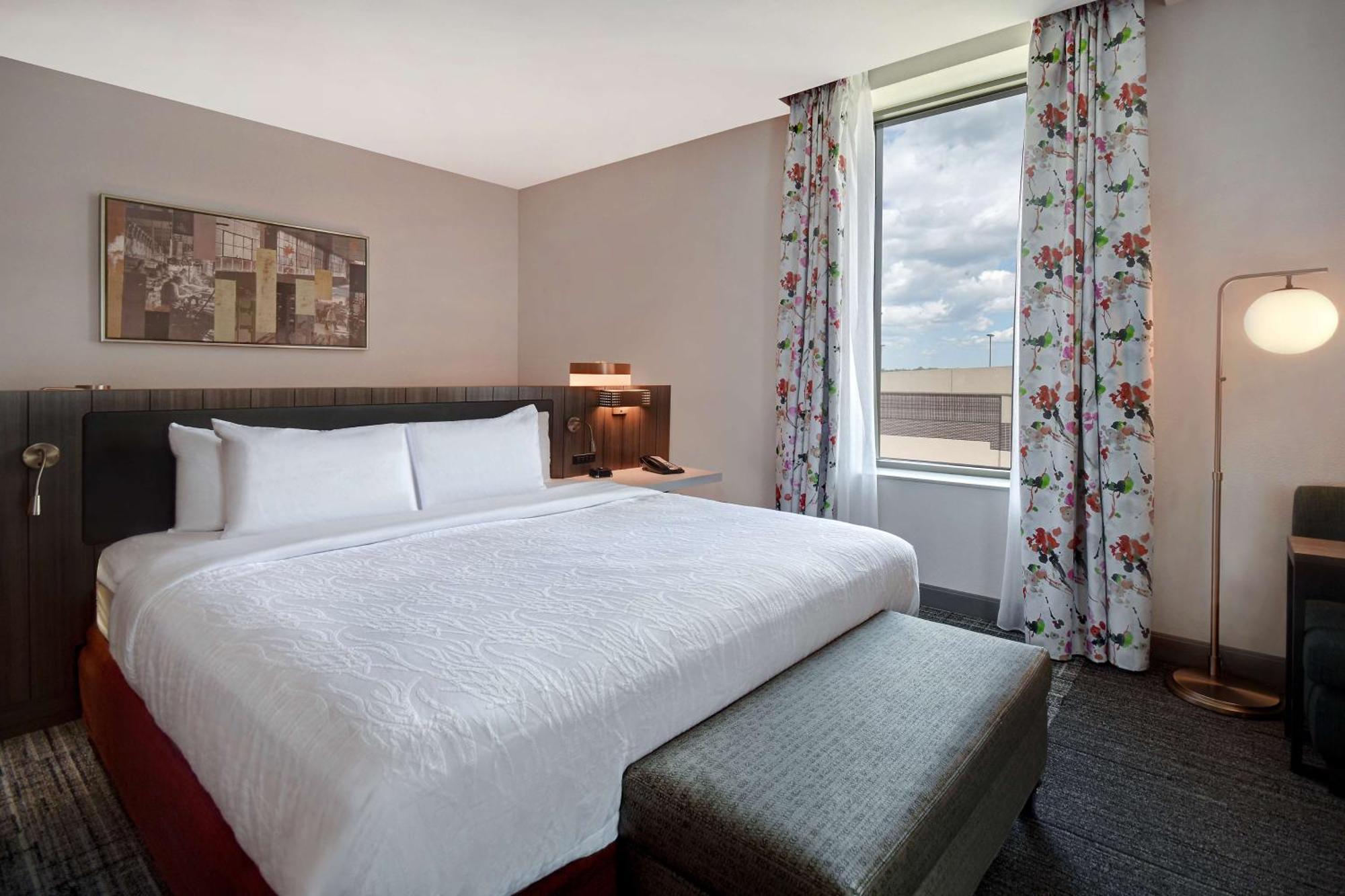 Hilton Garden Inn Kalamazoo Downtown Extérieur photo